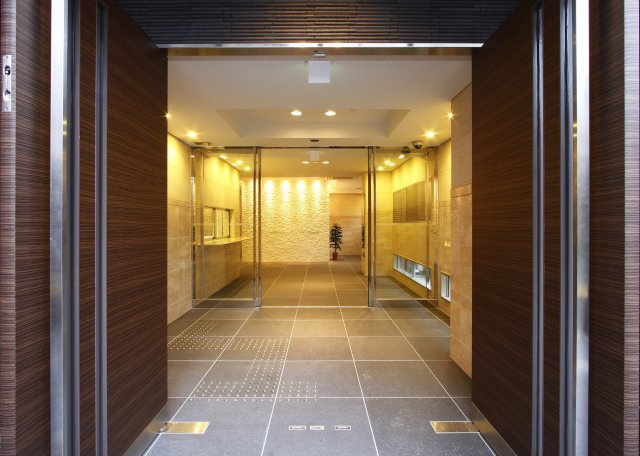 ドーミー百万遍のロビー