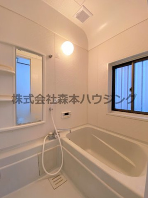 【浴室】 | 　岡市借家（新D棟） | 日々の暮らしに欠かせないお風呂です