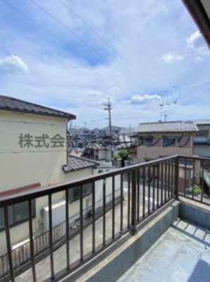 【展望】 | 　岡市借家（新D棟） | 室内からの眺望です