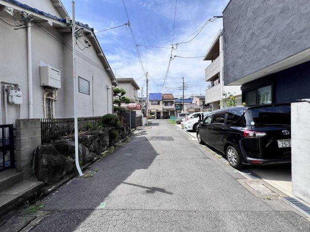 守口市西郷通４丁目戸建の前面道路含む現地写真