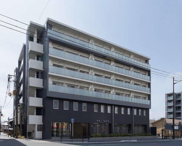 ドーミー清水五条の外観