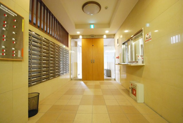 ドーミー桃山御陵のロビー