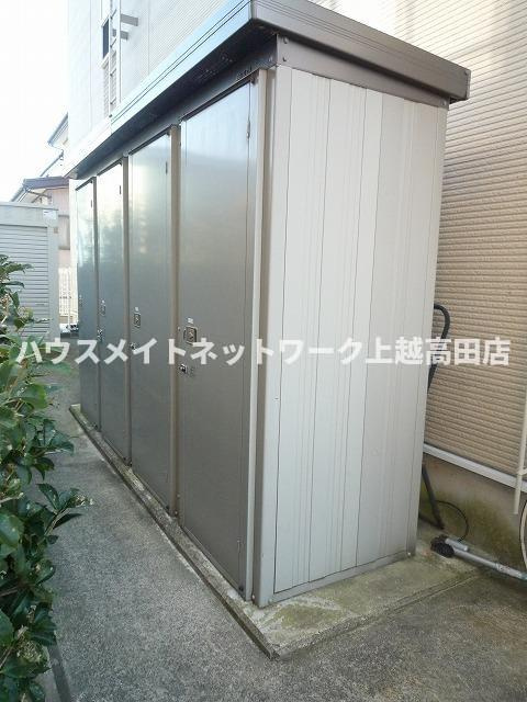 グランシャレー栄の設備|外部物置
