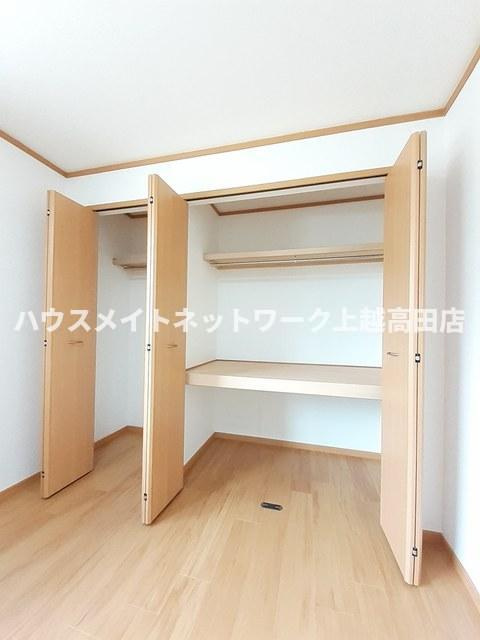 グレースＢの収納|クローゼット