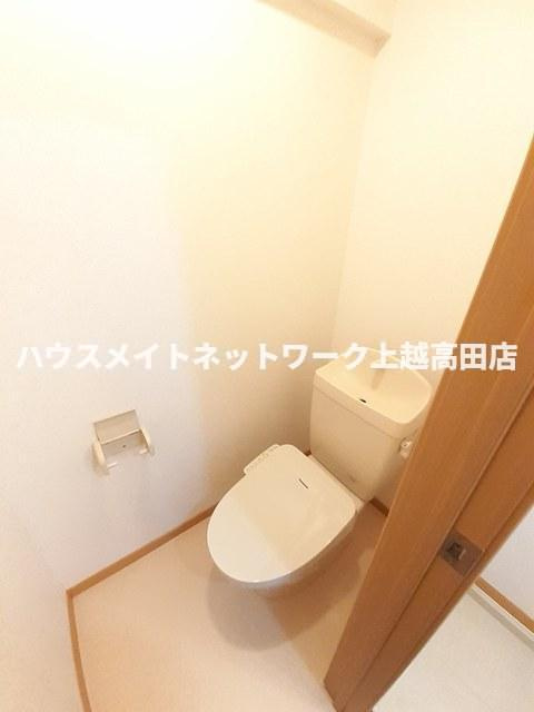 プラティーノのトイレ|温水洗浄暖房便座