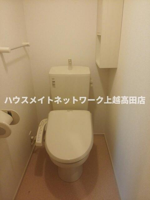 ベル・ブーケットＷのトイレ|温水洗浄暖房便座
