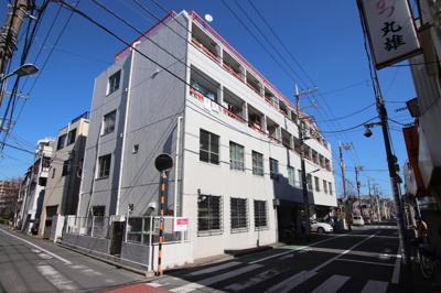 雑色駅徒歩圏内でアクセス可能な5階建てマンション★