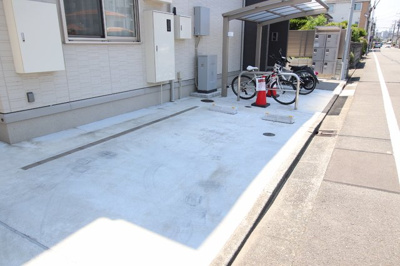 駐車場要空き確認