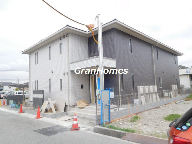 アルシオネ南条の外観