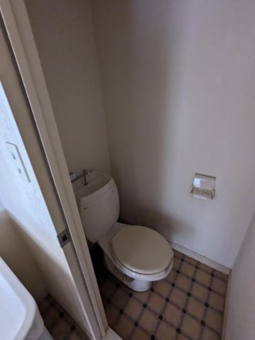 栄光ハイツのトイレ|コンパクトで使いやすいトイレです