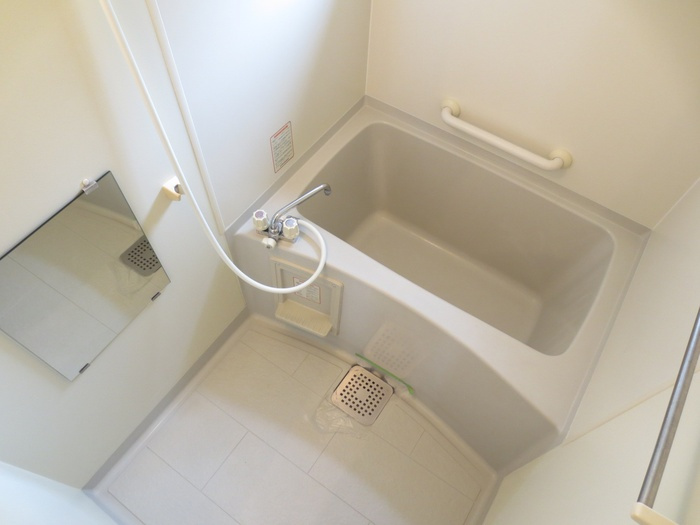 プレミールHAMAの浴室|落ち着いた空間のお風呂です