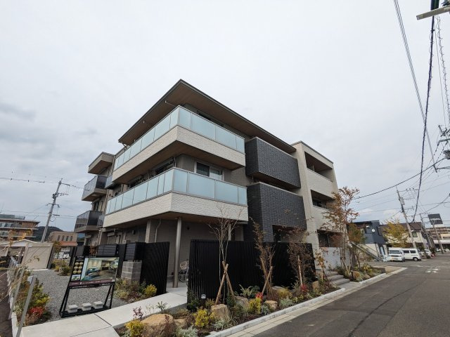 シャーメゾン日向