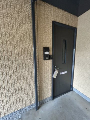 HIGHLAND　ミナミ＊A棟の玄関