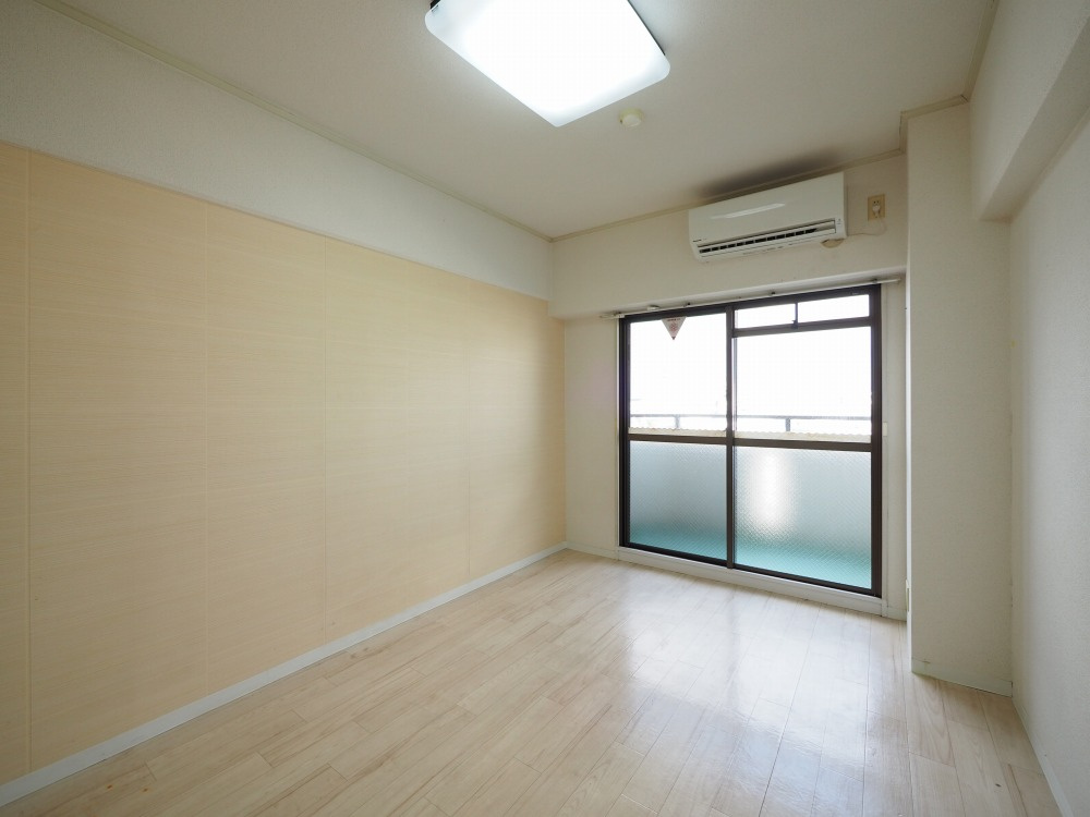 大阪市旭区大宮３丁目の賃貸マンションの居間・リビング