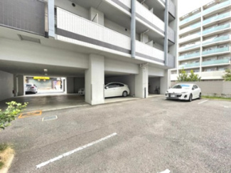 【駐車場】 | グランシャリオ江坂