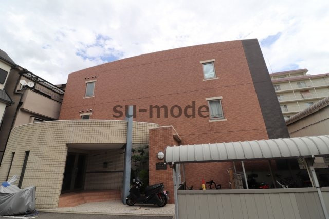 サンリット山本の外観