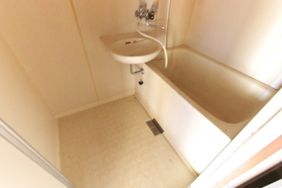 【浴室】 | メゾンオカミツA