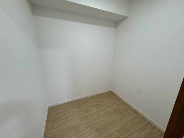 駅南ハイツの収納