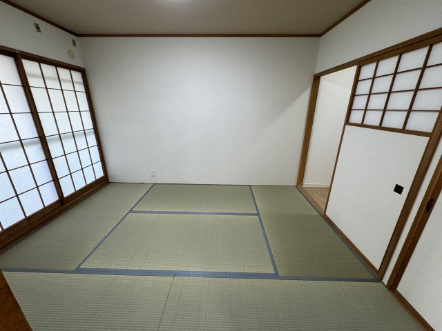 駅南ハイツの和室