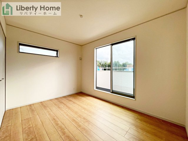 坂東市沓掛23-P1　2号棟　の寝室