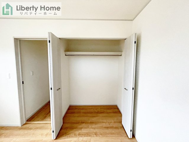 坂東市沓掛23-P1　2号棟　の収納