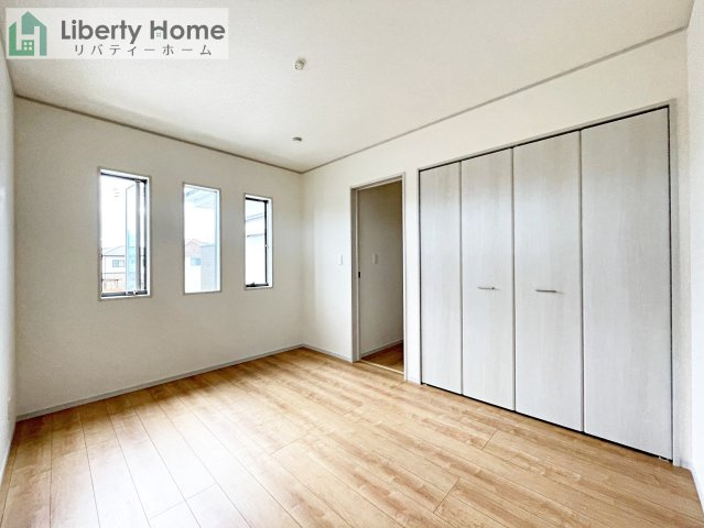 坂東市沓掛23-P1　2号棟　の子供部屋