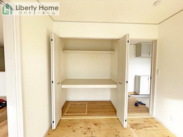 坂東市沓掛23-P1　2号棟　の収納