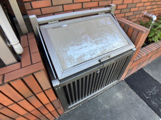 Y・ハヤシ・ビルド・市川のバルコニー