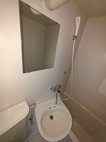 【バルコニー】