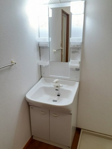 カーサ・ソレアードの洗面所|コンパクトで使いやすい洗面所