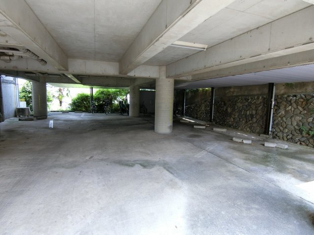 【駐車場】 | ヒルサイドイン国分寺 | 駐車場