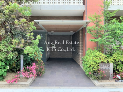 【エントランス】 | レシオ安堂寺 | 緑豊かなエントランス♪