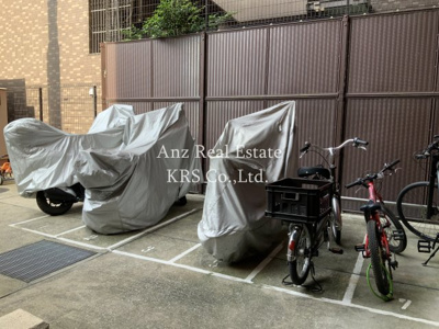【その他共用部分】 | レシオ安堂寺 | 敷地内には便利なバイク置場があります！ 