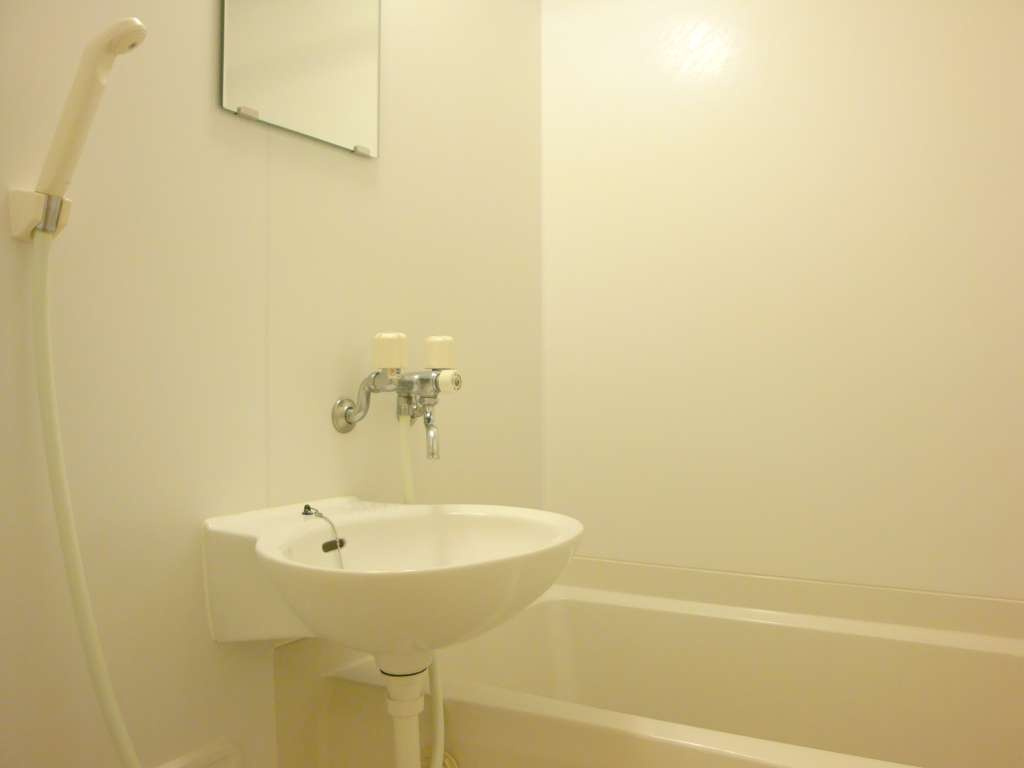 レオパレスラバーズスクレートⅡの浴室|画像5