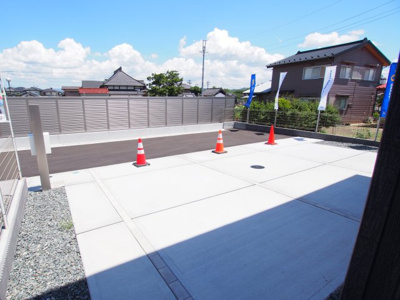 【駐車場】 | Blooming　Garden　中志和田　３号棟 | お休みの日は、家族でお出かけしてみては♪