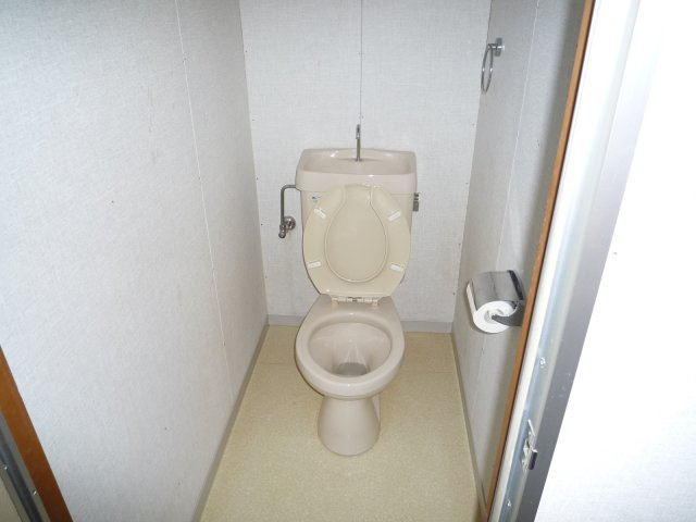 メゾンオカミツBのトイレ