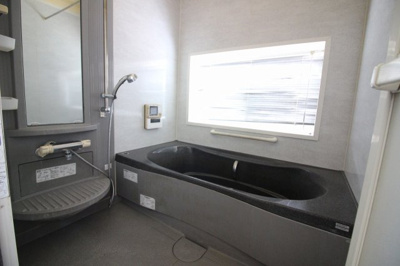 【浴室】 | 太田市脇屋町　中古戸建 | 日々の疲れを癒すお風呂付です