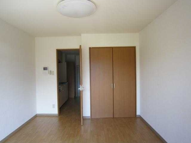 グレイシャスＳ－プレイスの居間・リビング