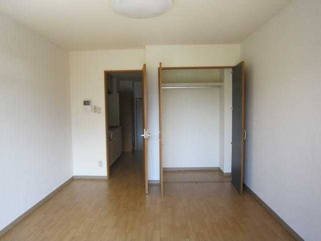 グレイシャスＳ－プレイスの収納