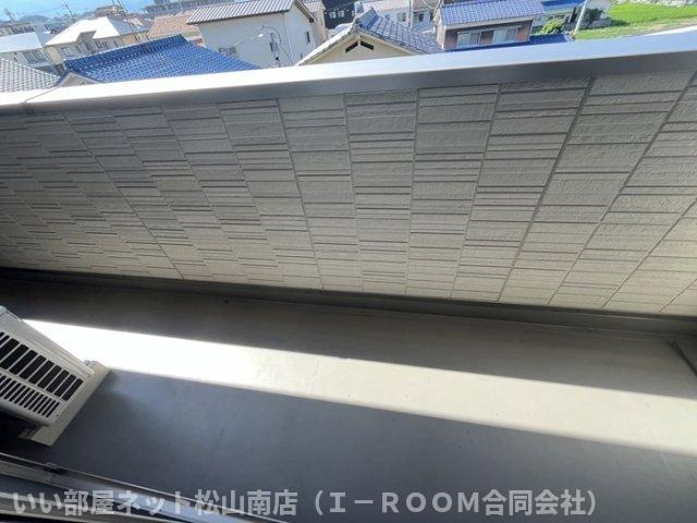 【バルコニー】 | ラウレア