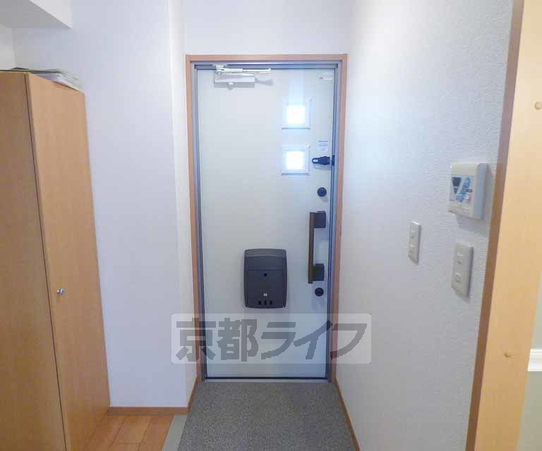 パークハイムひのきの玄関