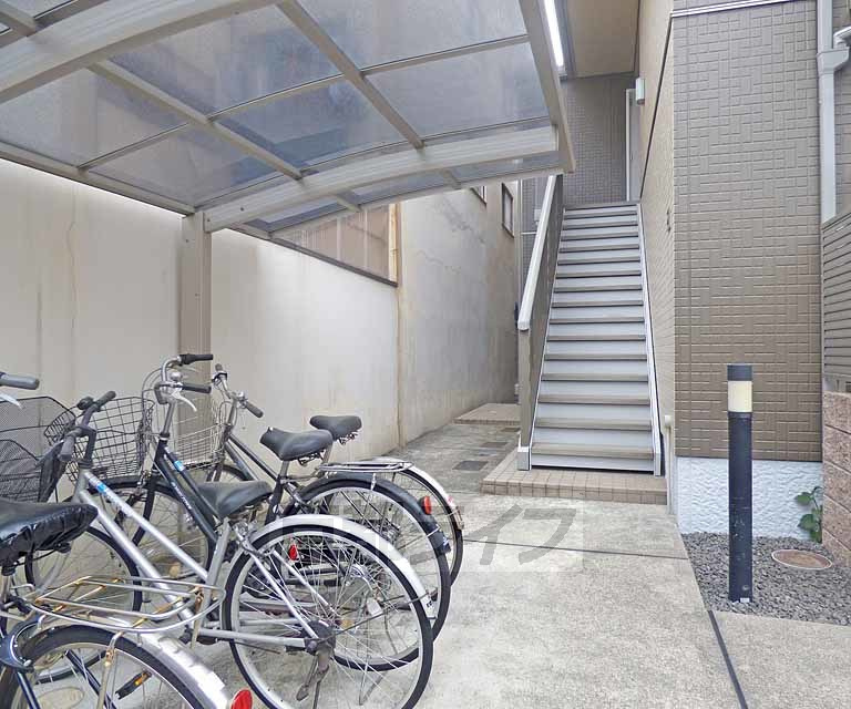 メゾンプラムのその他共用部分|駐輪場スペース