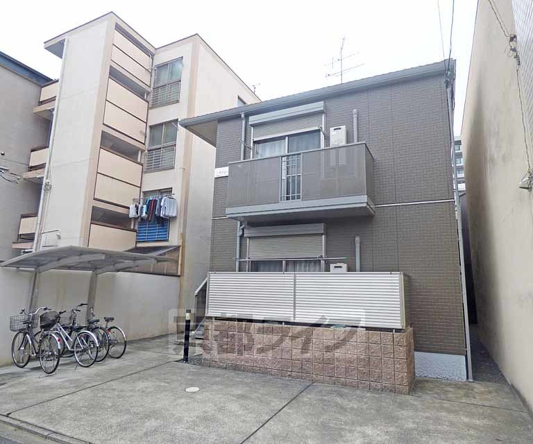 メゾンプラムの外観