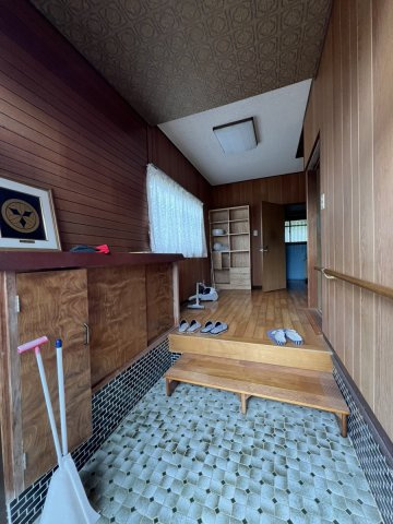 古城町戸建ての玄関