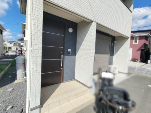 ガーデンコート美園のエントランス
