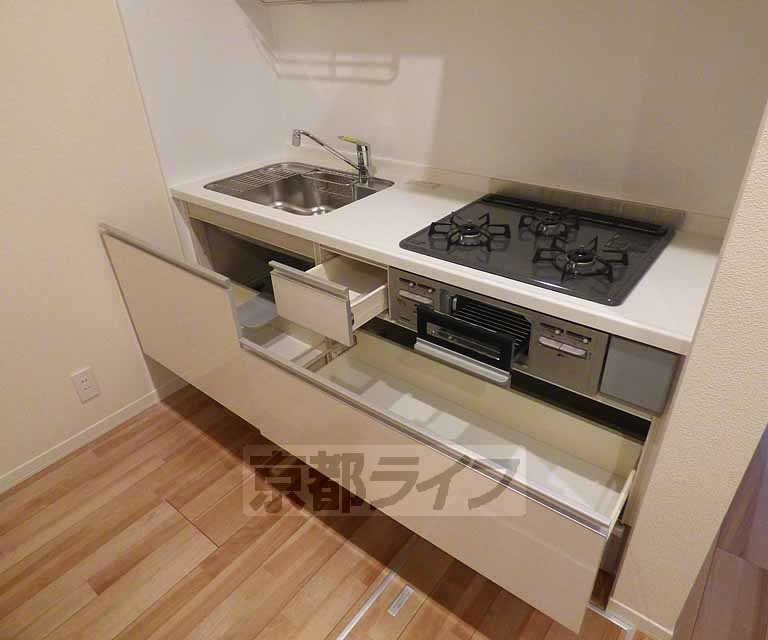 Ｃｈａｒｉｓ御所東のキッチン