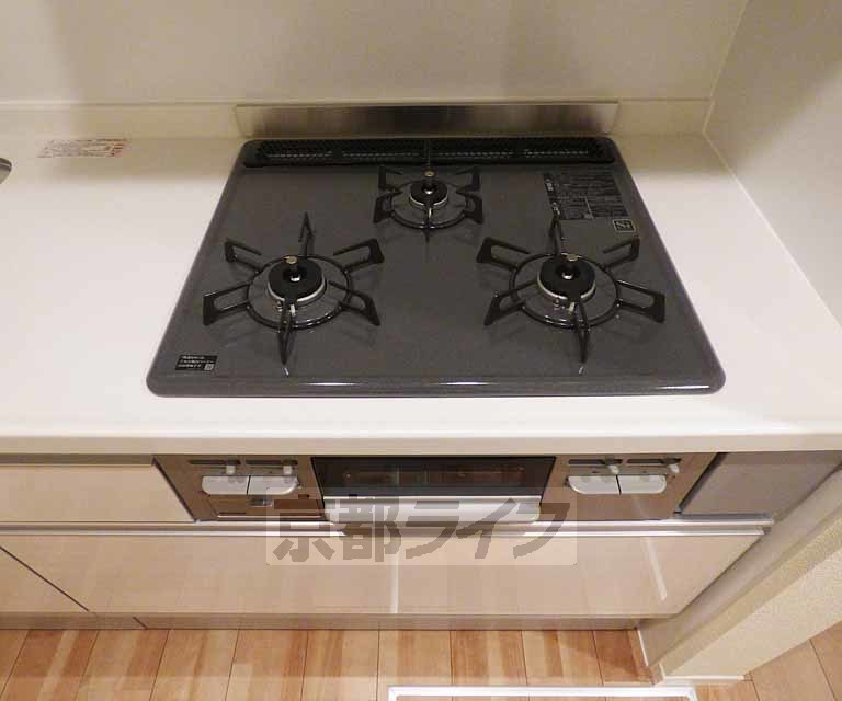 Ｃｈａｒｉｓ御所東のキッチン