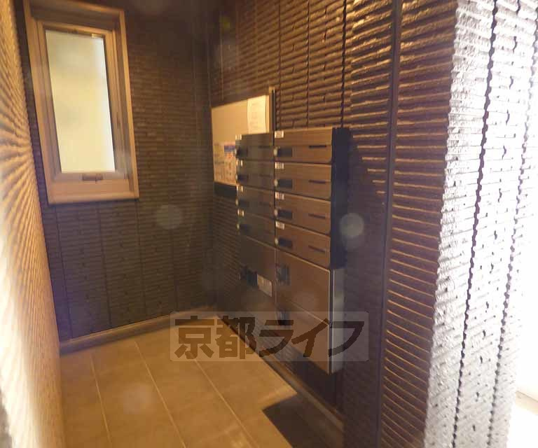 Ｃｈａｒｉｓ御所東のその他共用部分|集合ポストです