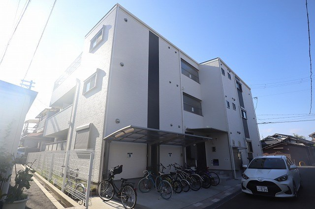クリエオーレ萱島東