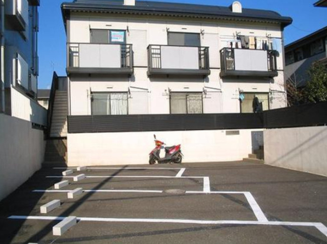 【駐車場】